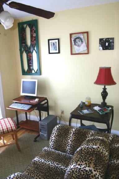 The Young House Bed And Breakfast Millinocket Exterior photo